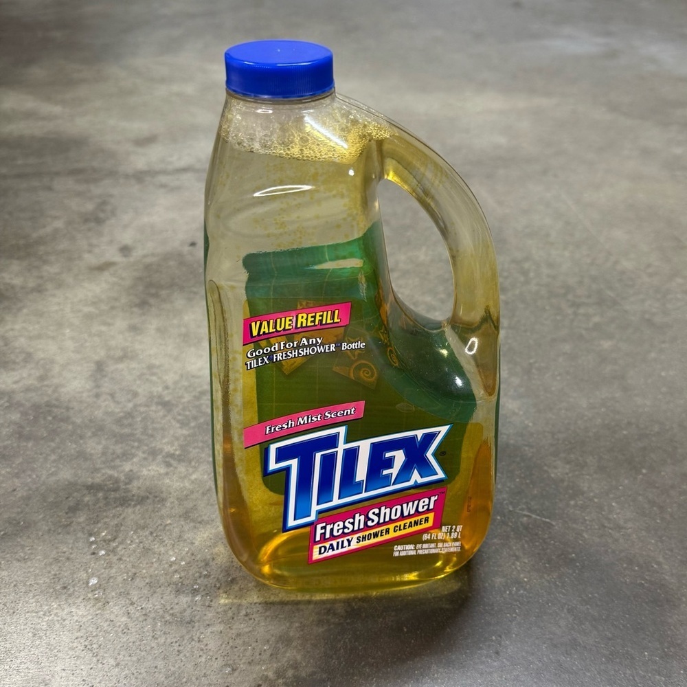 Vintage Tilex Daily Shower Cleaner Fresh Mist 64 oz Refill Discontinued Rare NOS